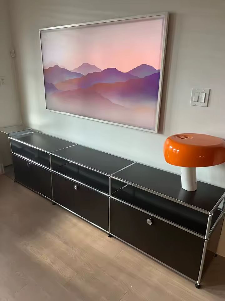 USM Mobili TV: USM TV Sideboard Schwarz – Usato da Zürich venduto da LUXUS2020
