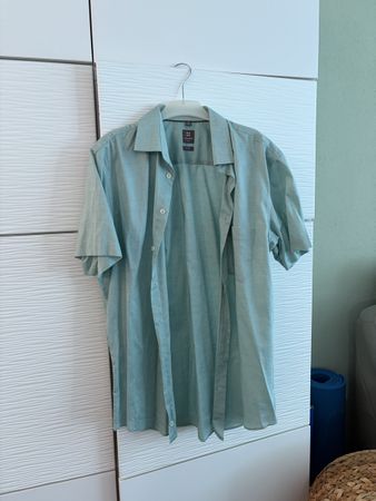 Herren Hemd kurzarm hellblau Grösse 40 neuwertig