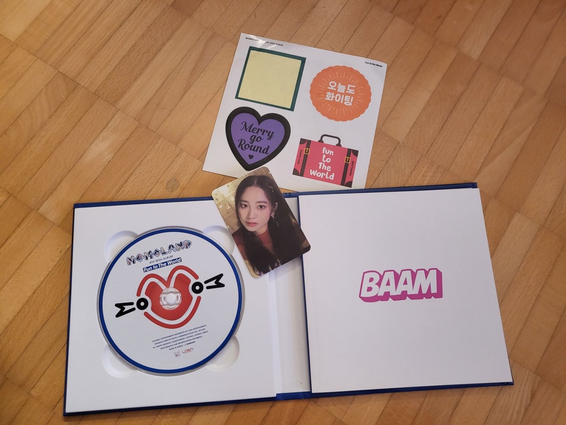 CD: Momoland - Fun to the World Album – Nuovo (secondo la descrizione) da Zürich venduto da Koeivi2000 1