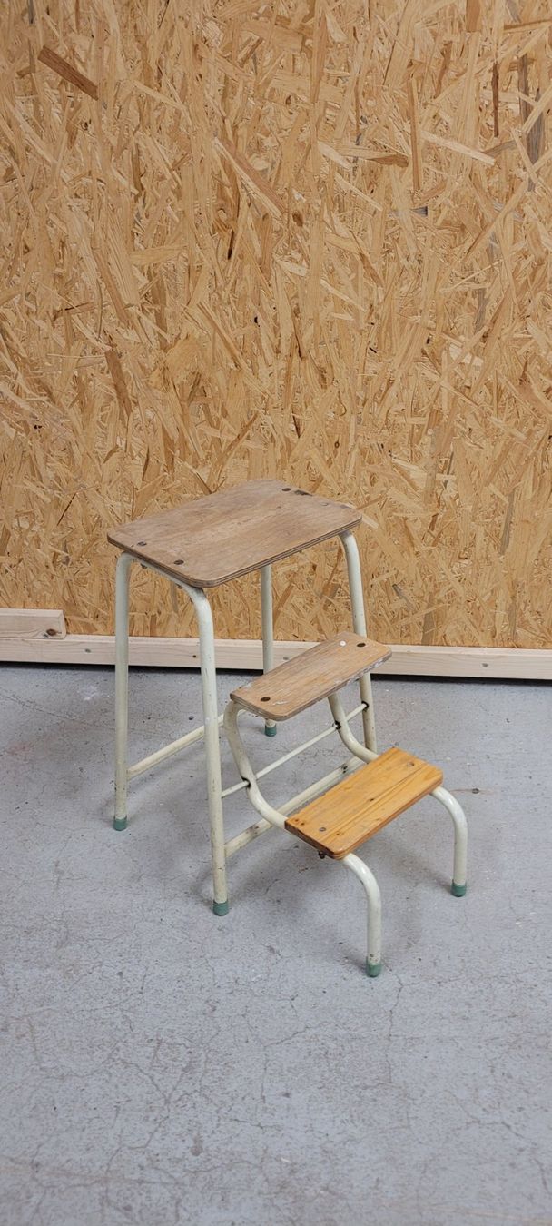 Hocker: ❤️ Alter Tritthocker Dreitritt ❤️ – Gebraucht aus Goldingen von Guido06 1