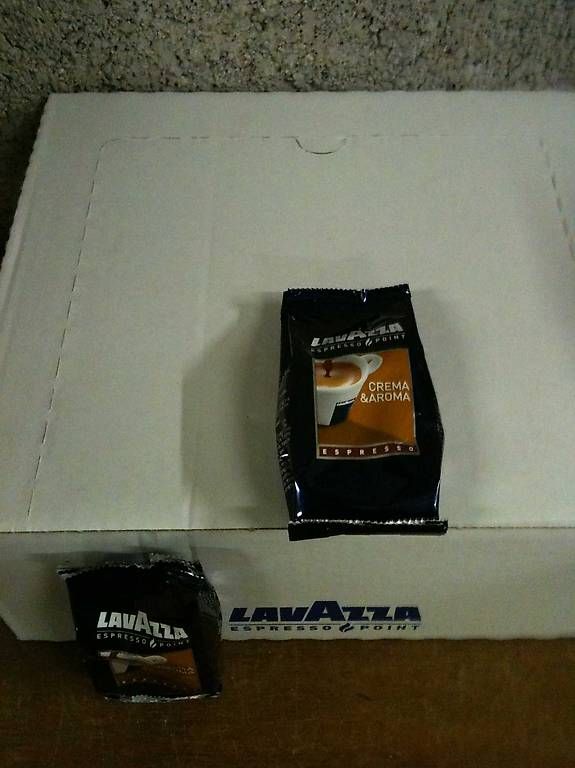 Lebensmittel & Spezialitäten: Cafe LAVAZZA Crema&Aroma 408 – Gebraucht aus Lausanne von amkd 2