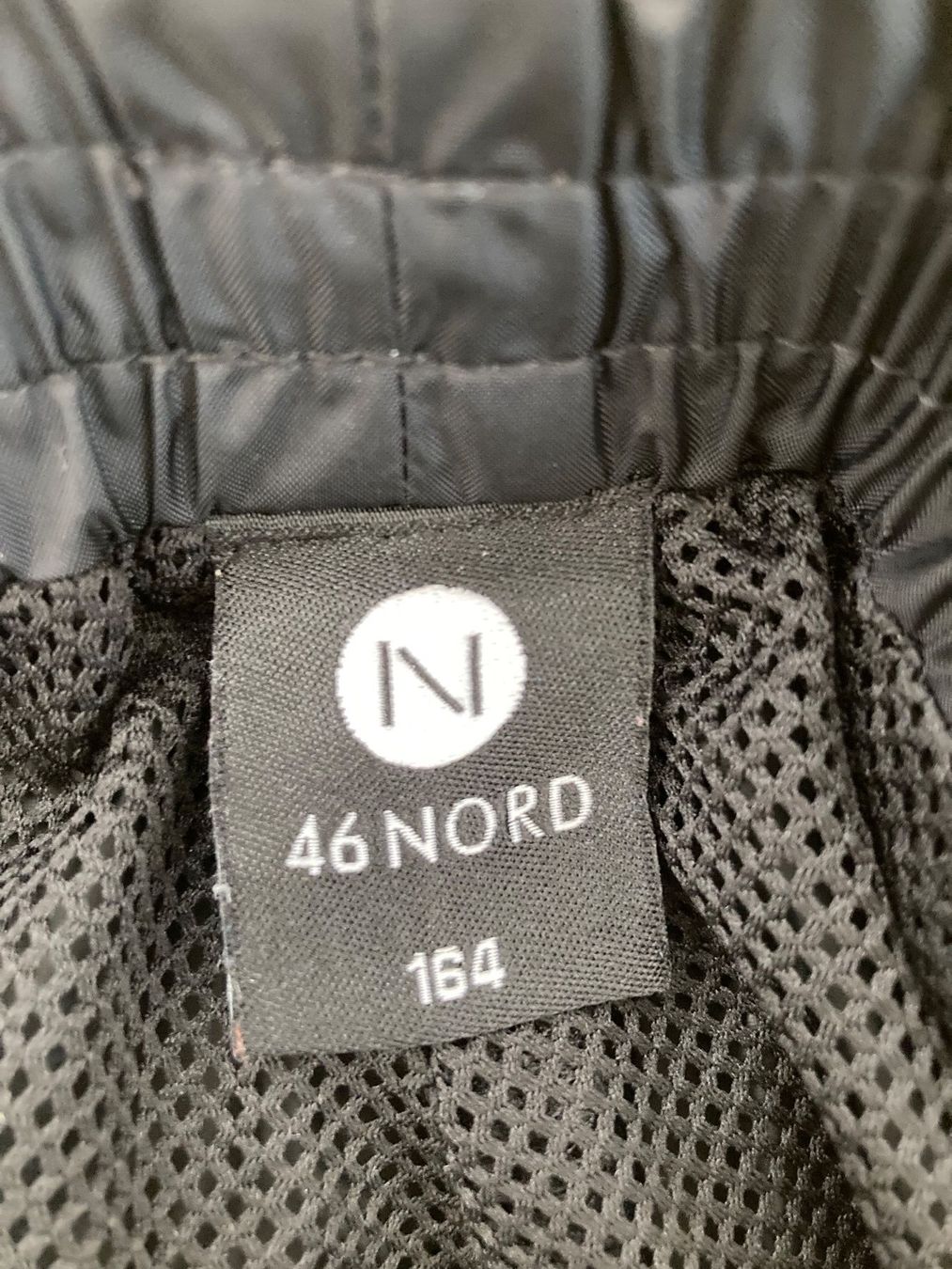 46 Nord Pantalons: Regenhose Marke 46 Nord – D'occasion à Rheinfelden par Heidi17 4