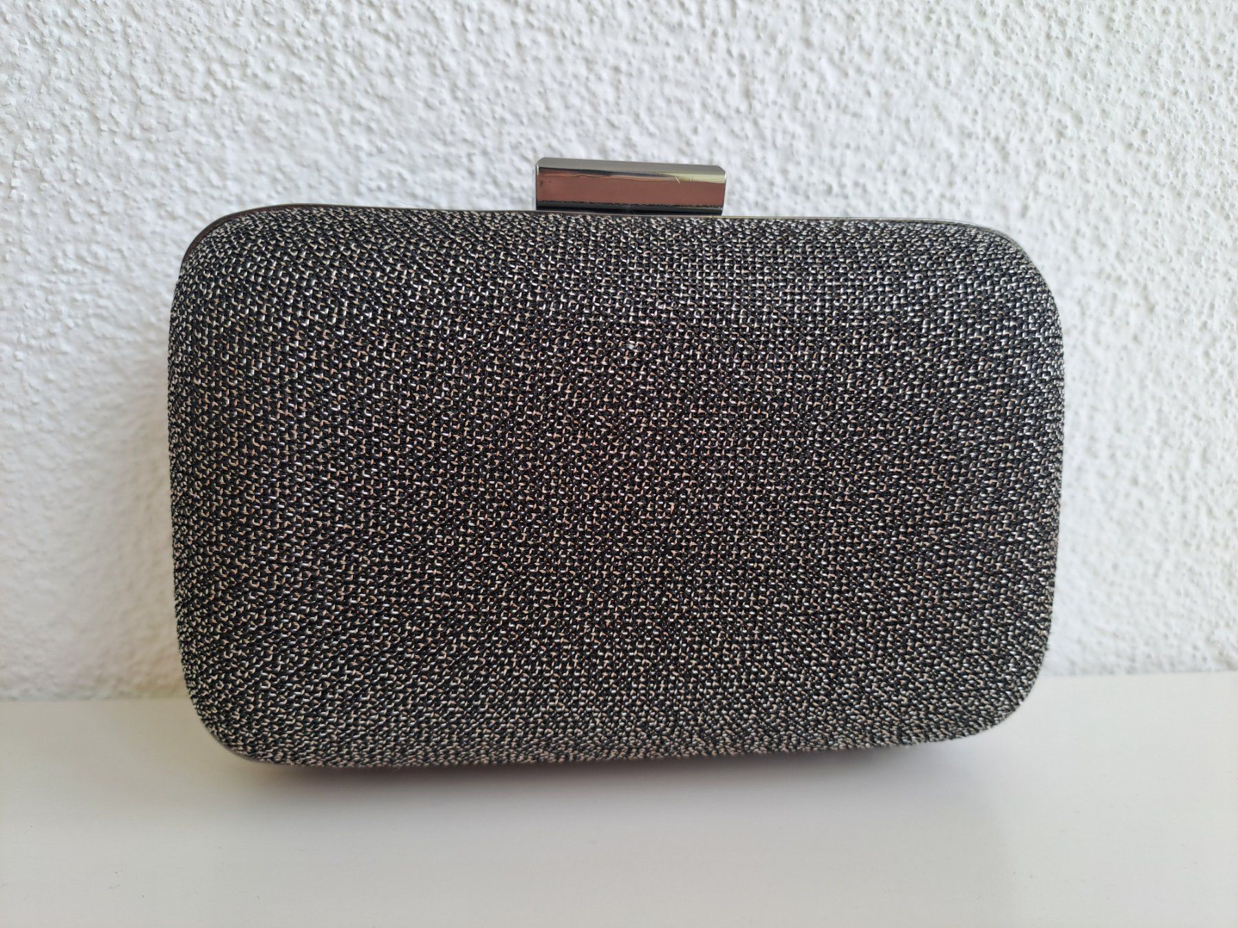 Zara Taschen für Damen: Clutch von Zara – Gebraucht aus Volketswil von ronbons