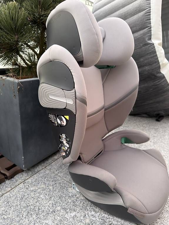 Cybex Seggiolini per auto: Cybex autositz 100-150 cm – Usato da Aeschi SO venduto da Oceana.Indigo 2