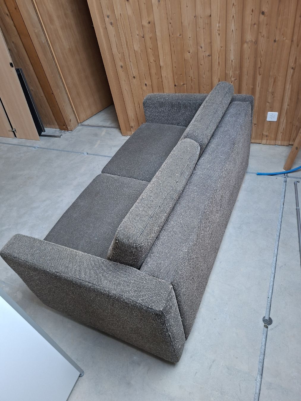 Ikea Divani: Schlafsofa Bettsofa dunkelgrau Zweisitzer – Usato da Willisau venduto da mwi-dev 2