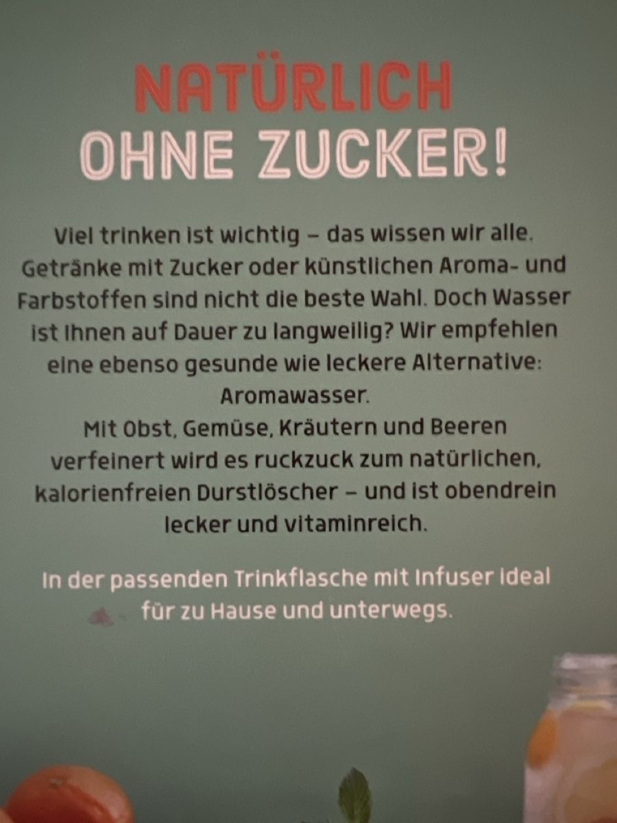 Trinkflaschen & Thermosflaschen: Wasserflaschen Set 2 Stk. mit Rezeptbuch – Gebraucht aus Uznach von Apuutze 2