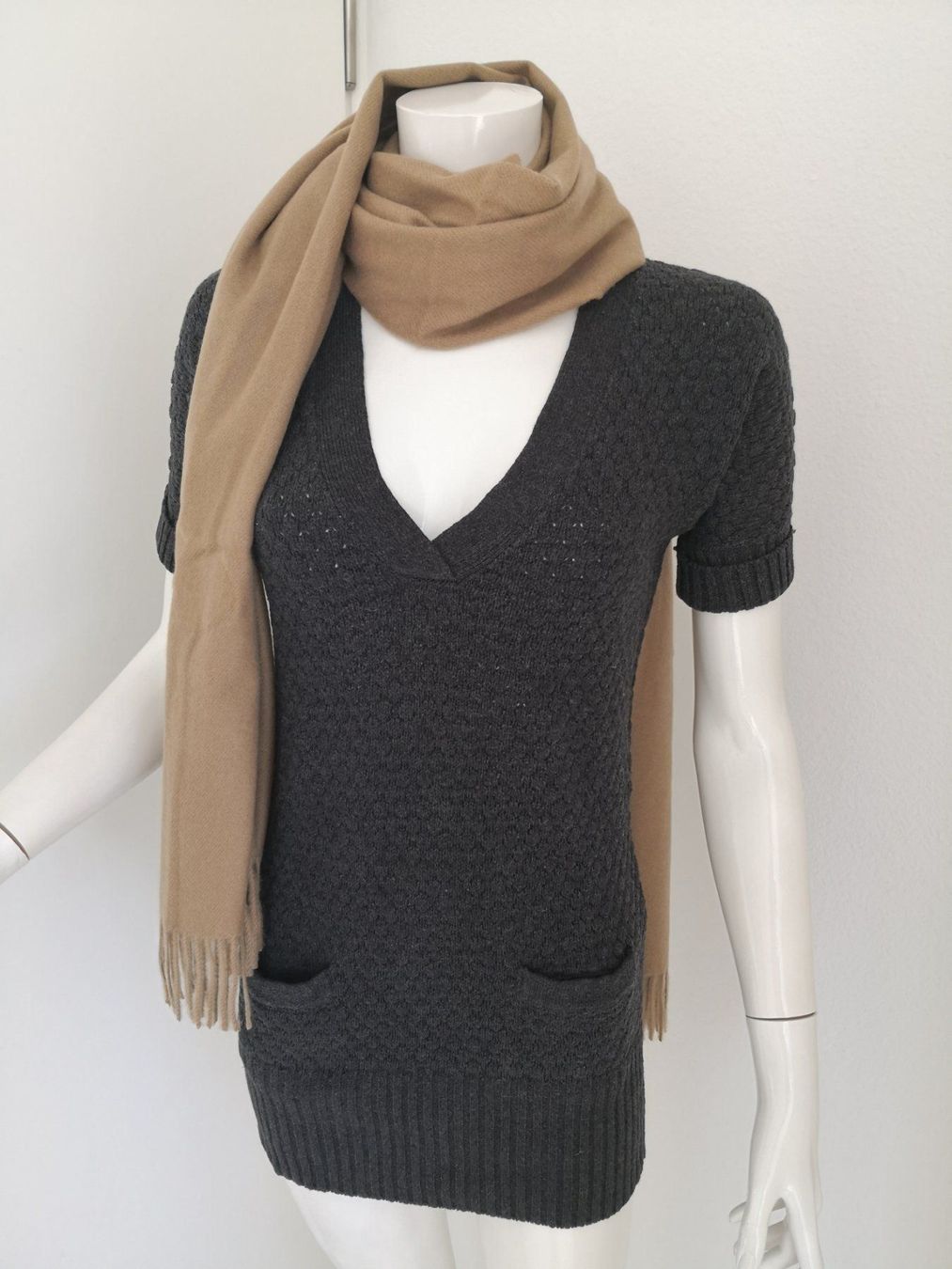 Mango Kleider: 🤩MANGO STRICK-PULLOVER-KLEID ANTRAZIT & WOLLE & D&G P. – Gebraucht aus Olten von Naja-Twins-Twins 1