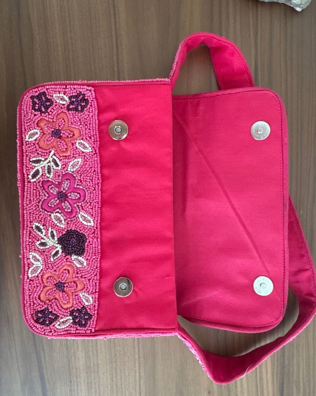 Sacs femmes: Pink beaded shoulder bag – D'occasion à Zürich par AnnaSaskia 6