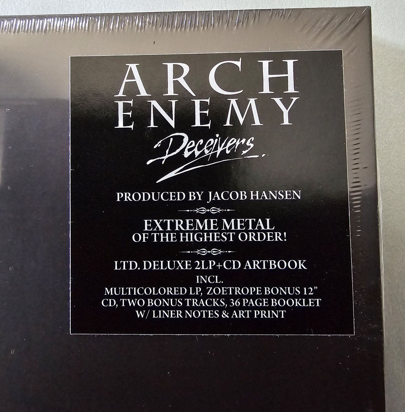 Dischi in vinile: Arch Enemy - Deceivers - LTD. Deluxe 2LP + CD Artbook – Nuovo e nell'imballaggio originale da Lenzburg venduto da Pa_hcs 1