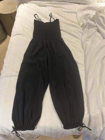 Neuer Zara Jumpsuit gr m