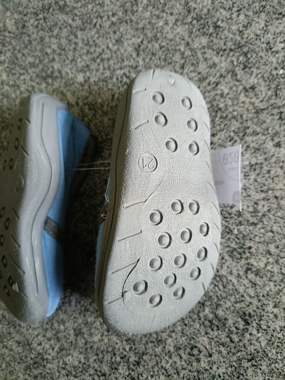 Chaussures garçon: Schuhe Gr. 21 – D'occasion à Tenniken par Pasci1990 2