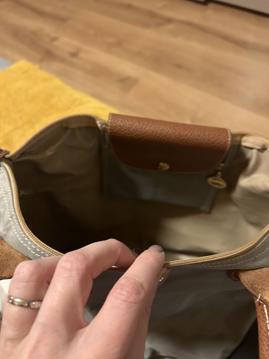 Longchamp Sacs femmes: Sac pliage Longchamp – D'occasion à Noville par Malik2017 4