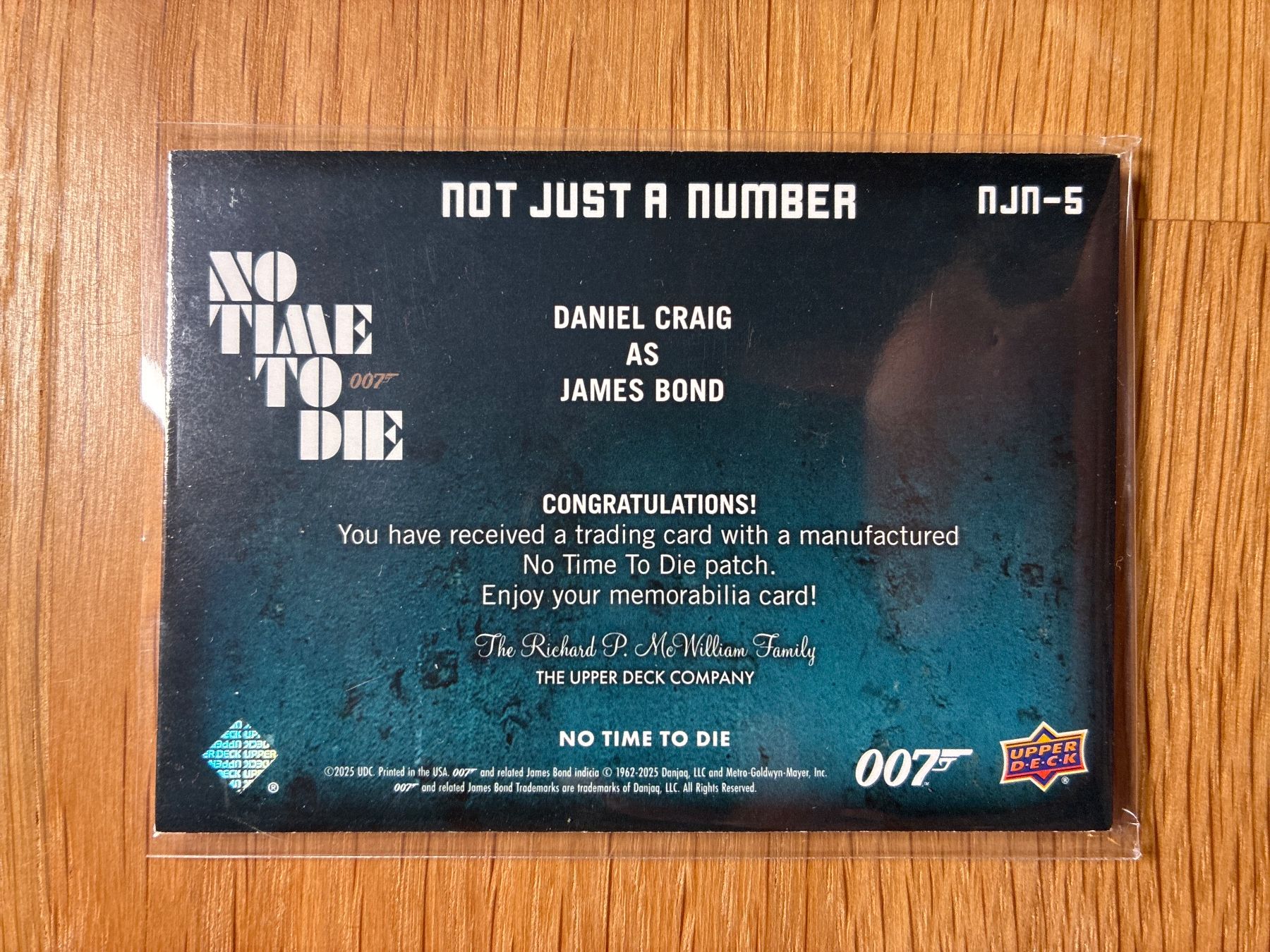 Topps Sammelbilder & Trading cards: Upper Deck James Bond Daniel Craig Patch – Gebraucht aus Wangenried von Garagara 1