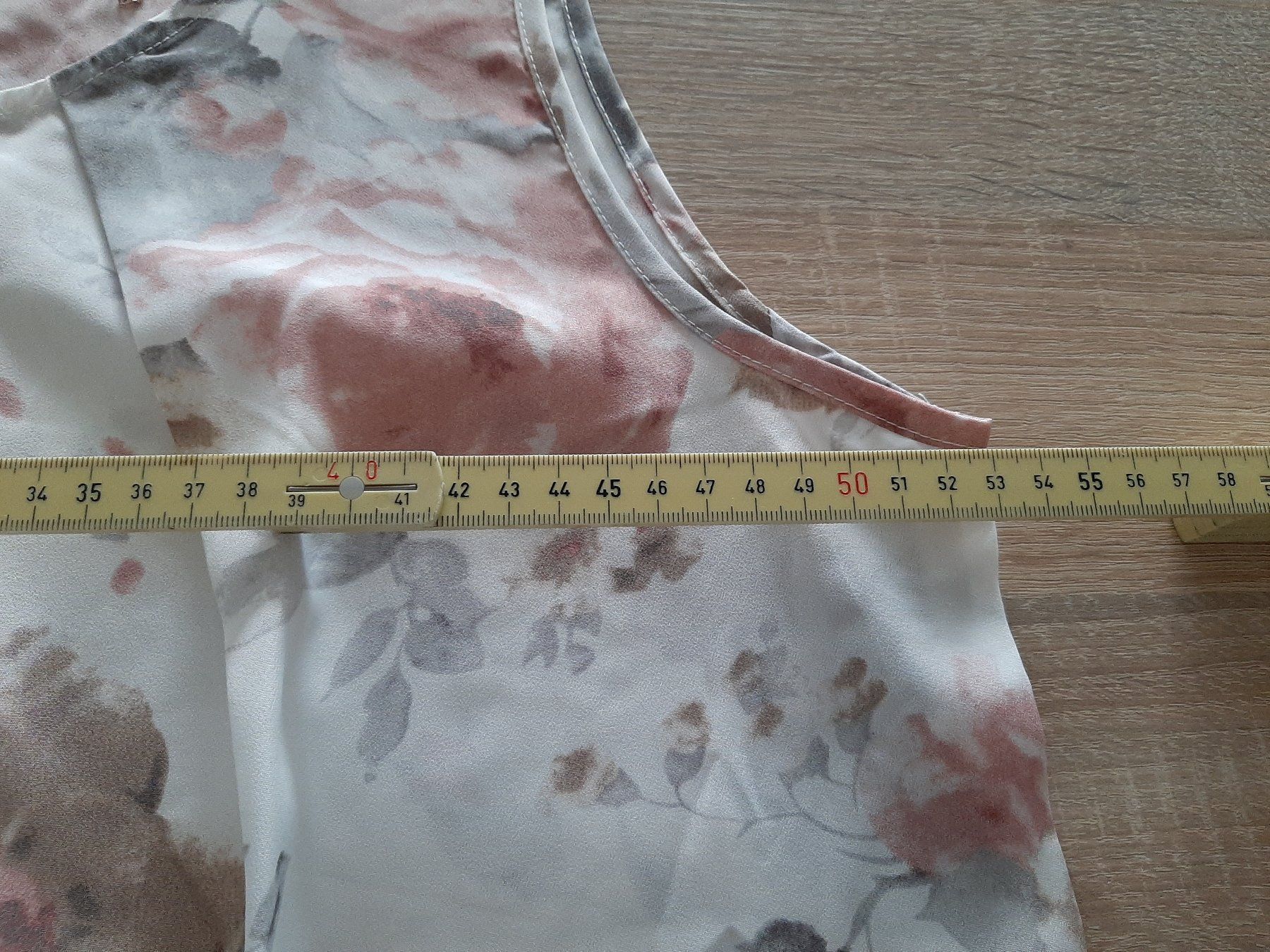 Blusen: Chicorée Bluse ärmellos Blumenmuster Grösse L mit Kette – Neu (gemäss Beschreibung) aus Menziken von Rien1 5