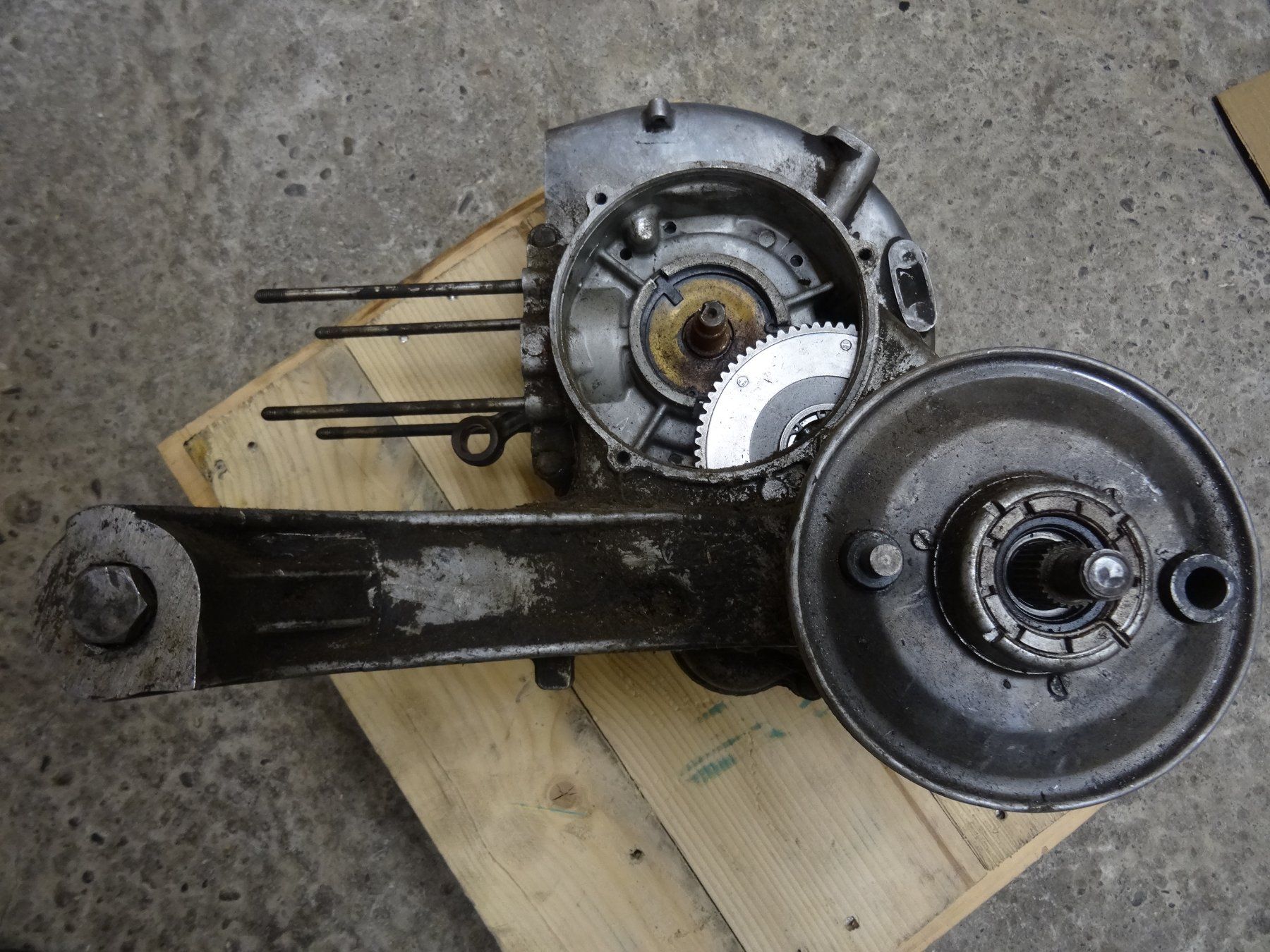 Piaggio Scooter: VESPA / PIAGGIO 125 Teilmotor – Difettoso da Niederbipp venduto da mission55impossibile