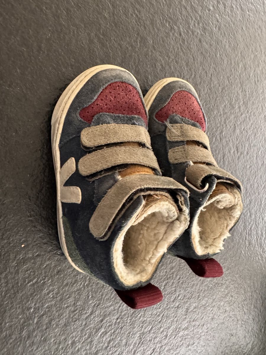 Veja Scarpe per ragazzi: Veja Kinderschuh – Usato da Davos Platz venduto da mbe_r5tv 2
