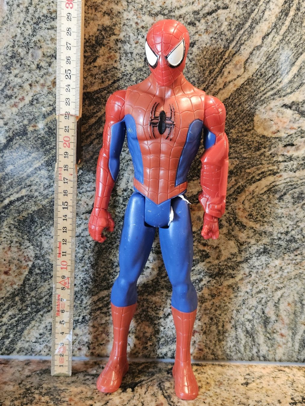 Hasbro Spielzeuge: Marvel Spider-Man Action Figur, 2019, Marvel Hasbro – Gebraucht aus Oberdorf BL von BaldenEagle 2
