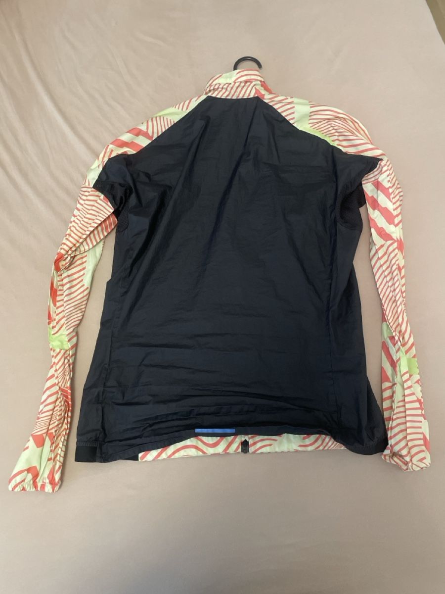 Adidas Jacken: Adidas Terrex Windjacke – Gebraucht aus Laufen von jes_ll2f 1