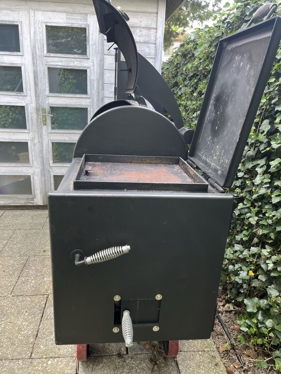 Grills: Smoker Weltklasse – Gebraucht aus Schindellegi von Zurpan 4
