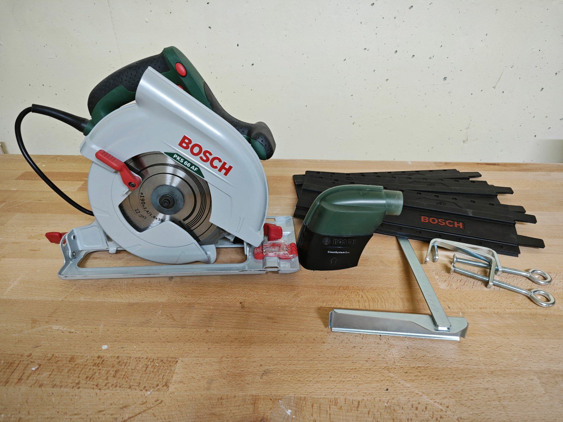 Bosch Sägen: Handkreissäge Bosch PKS 66 AF – Gebraucht aus Hindelbank von