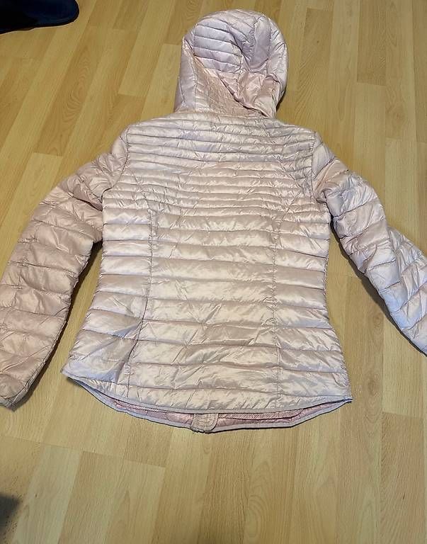Giacche: Steppjacke mit Kapuze – Usato da Alchenflüh venduto da selina077 1
