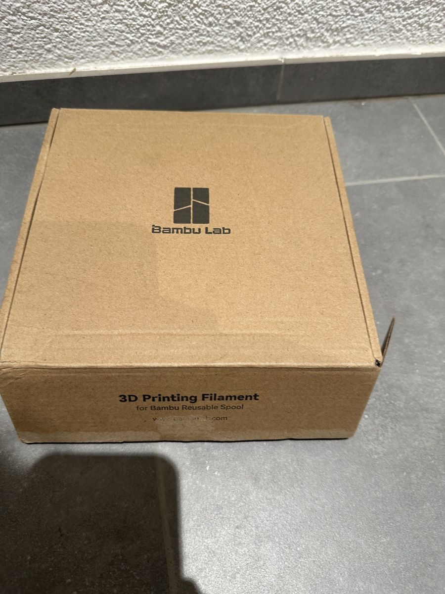 Bambu Lab Stampanti 3D: Bambu Lab Filament für Bambu Reusable Spool – Nuovo (secondo la descrizione) da Döttingen venduto da zepelin60 1