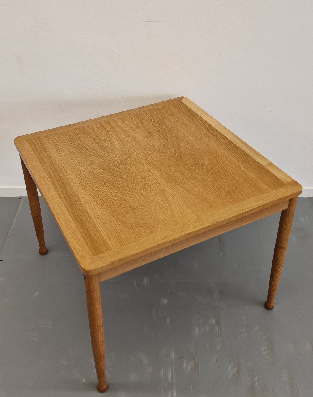 Tables: MCM Dänisches Design, Beistelltisch Eiche, N. Eilersen, 60er – D'occasion à St. Gallen par chambredirecte 4