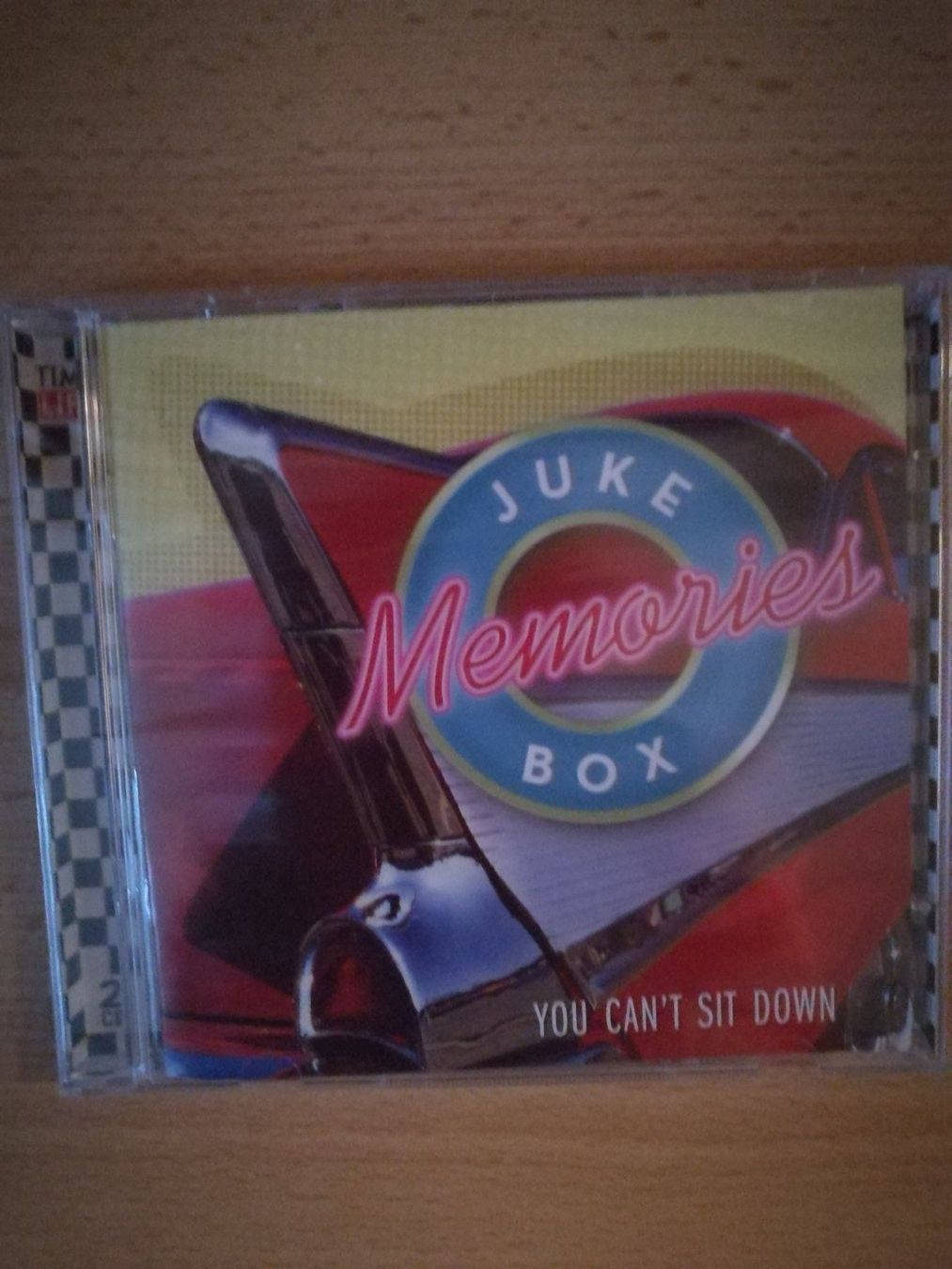 CD: Juke Box Memories 8 CDs – Nuovo e nell'imballaggio originale da Horn venduto da sonjamenzi 1