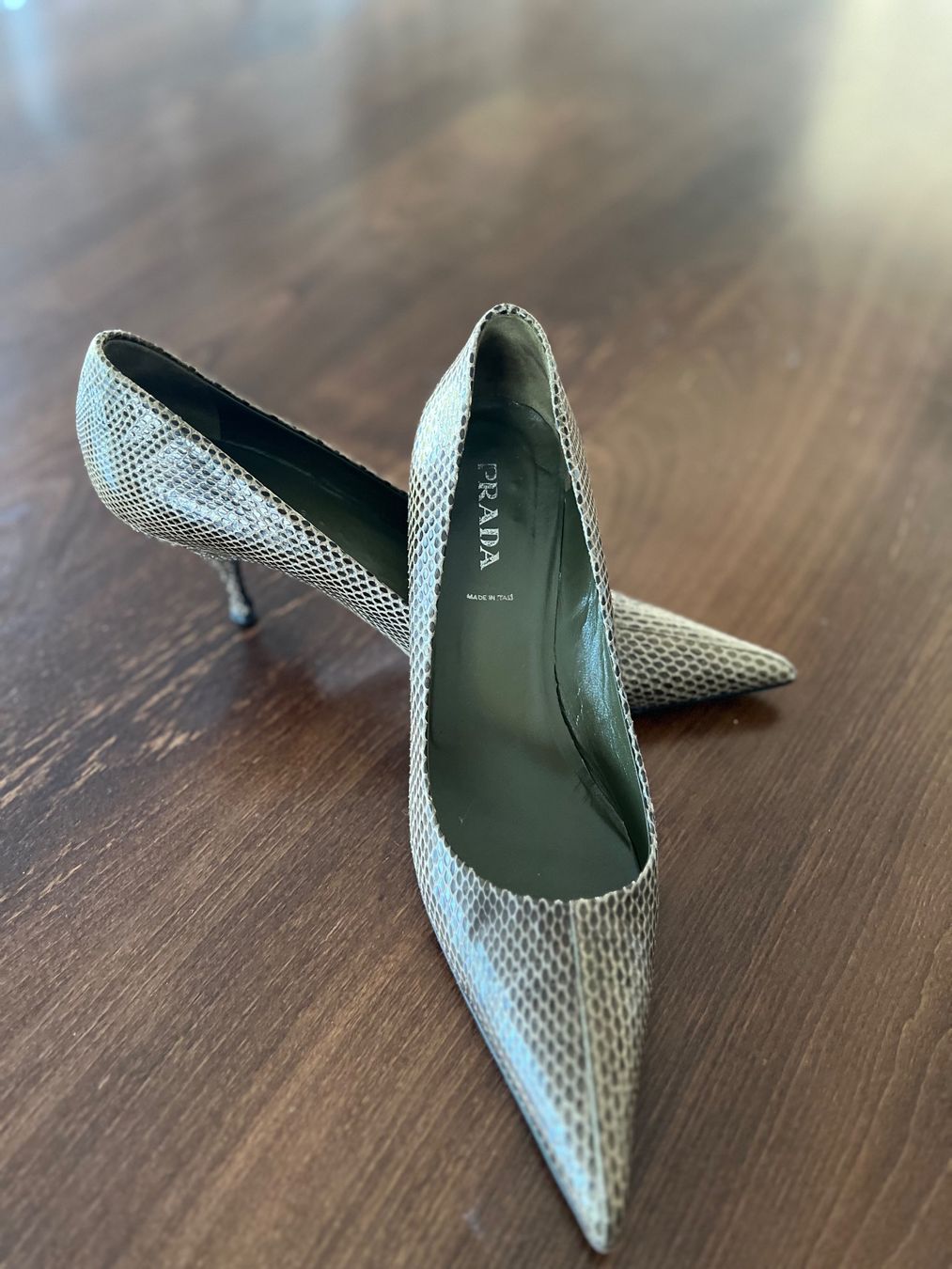 Prada Scarpe da donna: Prada - Pumps Kitten Heel Gr. 40 – Usato da Ebmatingen venduto da Mistelu 4
