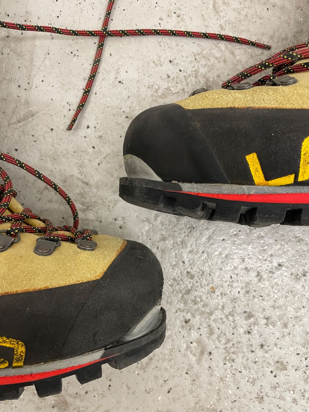  La Sportiva Nepal Cube GTX – Grösse 44 – guter Zustand (Gebraucht) in Illustration 