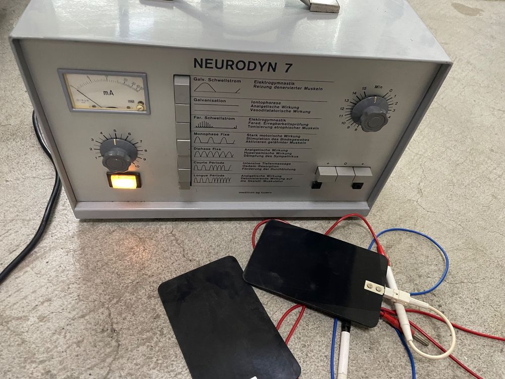 Praxisauflösung: MEDITRON Met 01, NEURODYN 7. Medizingerät (Gebraucht ...
