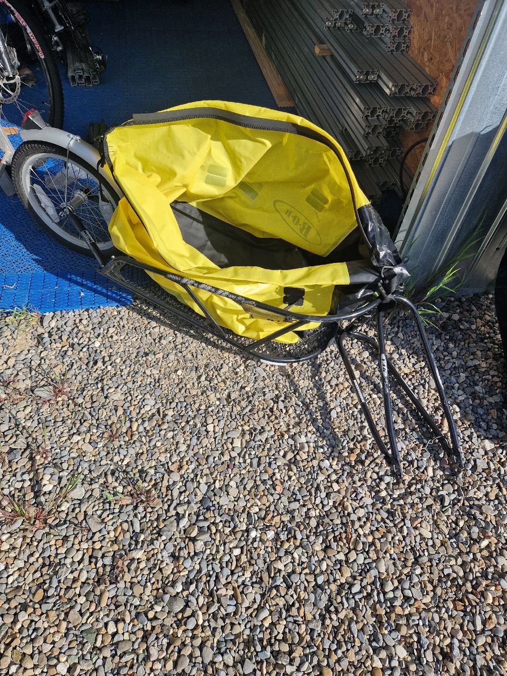 Anhänger: Velo-Anhänger BOB YAK – Gebraucht aus Rothrist von Aloe16