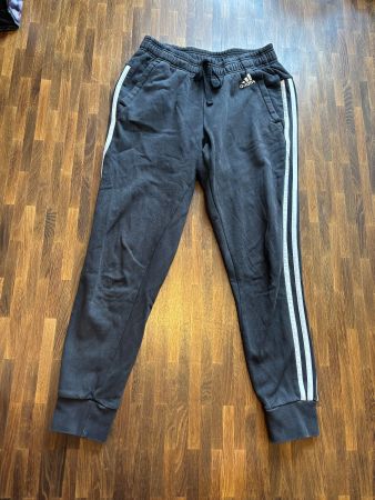 Adidas Jogginghose Gr. S