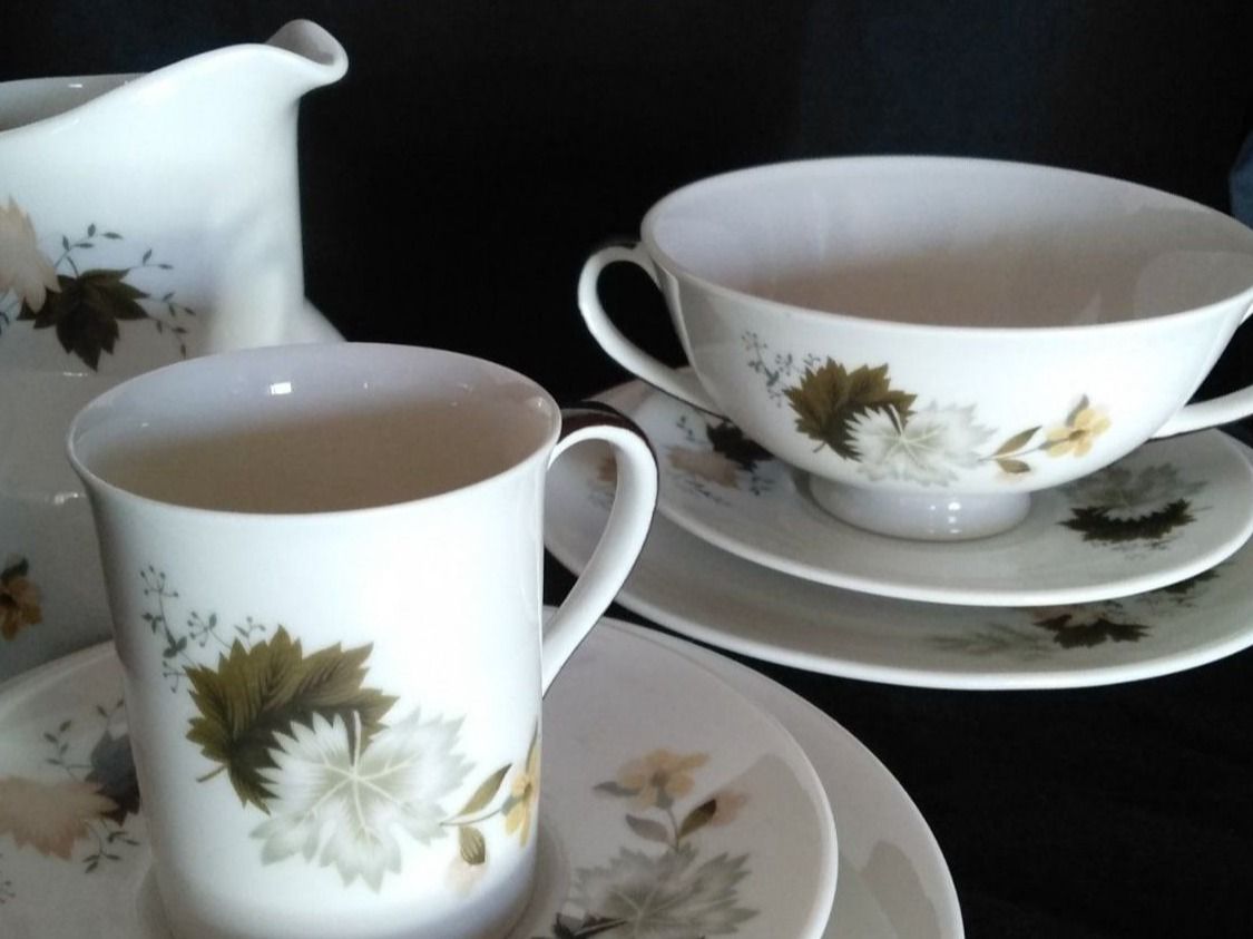 Set di piatti: Royal Doulton,ensemble de 7 pièces – Usato da Nyon venduto da mgg_gg9j 1