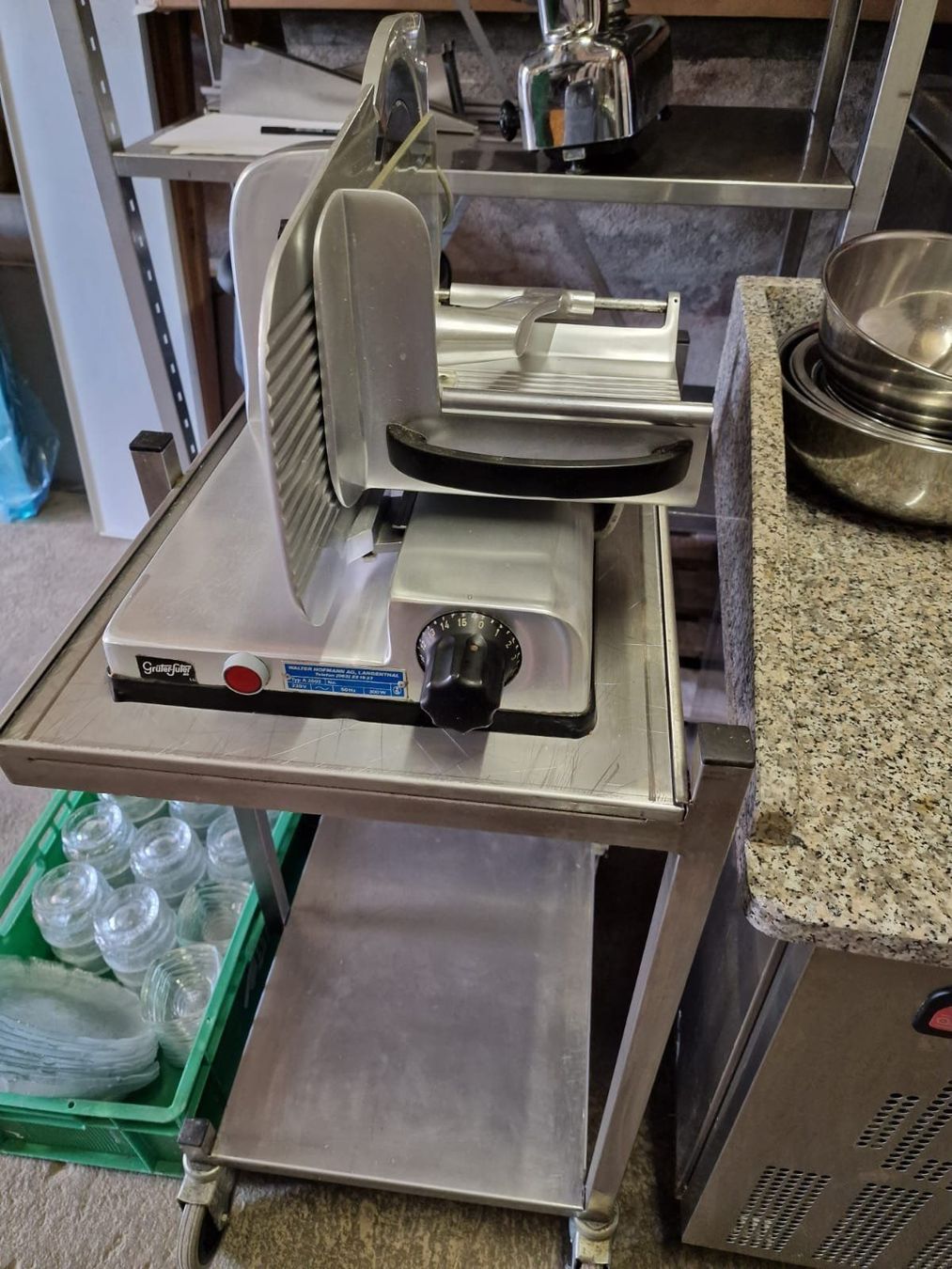 Elettrodomestici da cucina: Aufschnittmaschine – Usato da Wuppenau venduto da Gastro-Wuppenau 1