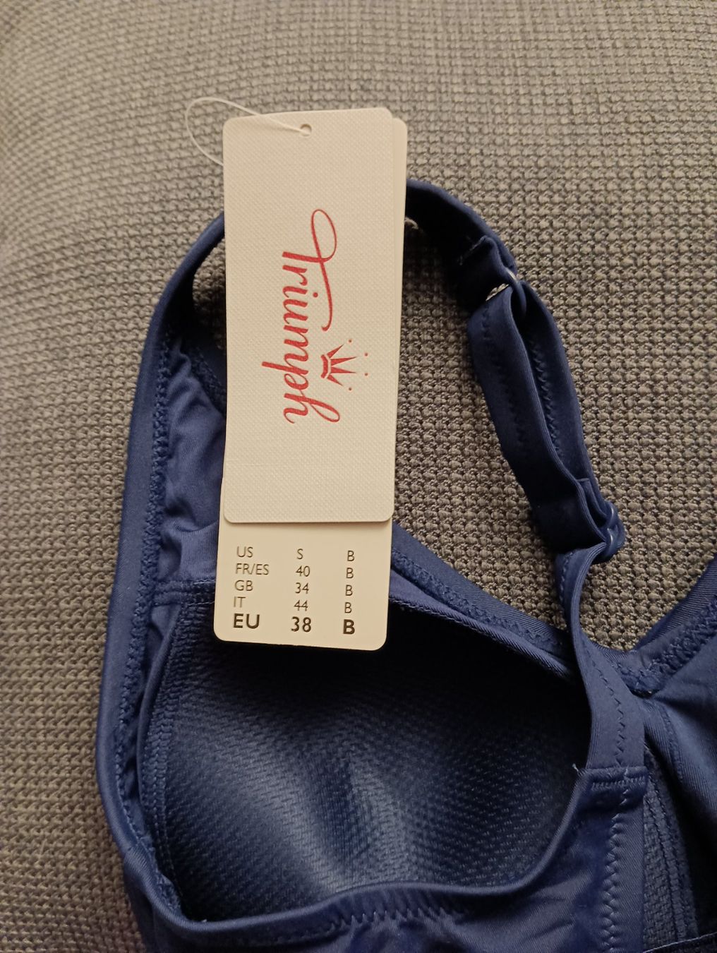 Triumph Costumi da bagno & Bikini: Badekleid Damen Gr. 38D / Triumph / Neu – Nuovo (secondo la descrizione) da Schöfflisdorf venduto da kin_2dp9 2