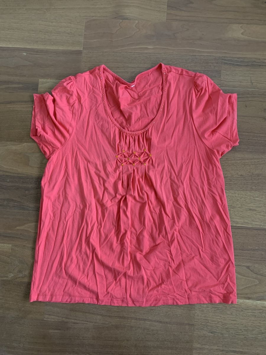 Kleiderpakete: Oberteile Rot T-Shirts – Gebraucht aus Aarwangen von ChristineHoKa 3