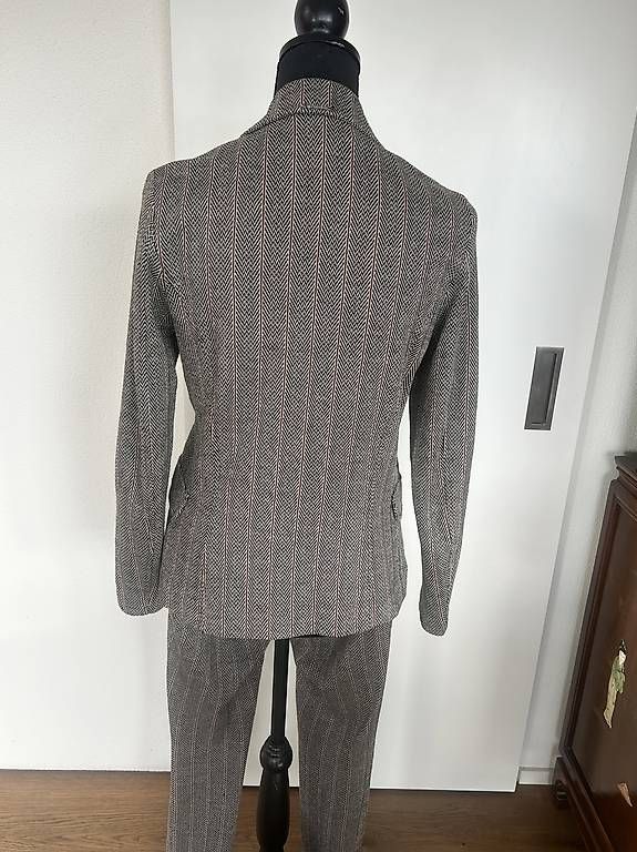 Completi & Tailleur: Hosenanzug Deux pièce – Usato da Uetikon am See venduto da Corsano 1