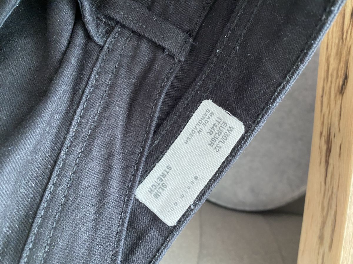 Jeans: Schwarze Herrenjeans, Grösse 30-32 – Nuovo (secondo la descrizione) da Kriens venduto da sch_v6nl 2