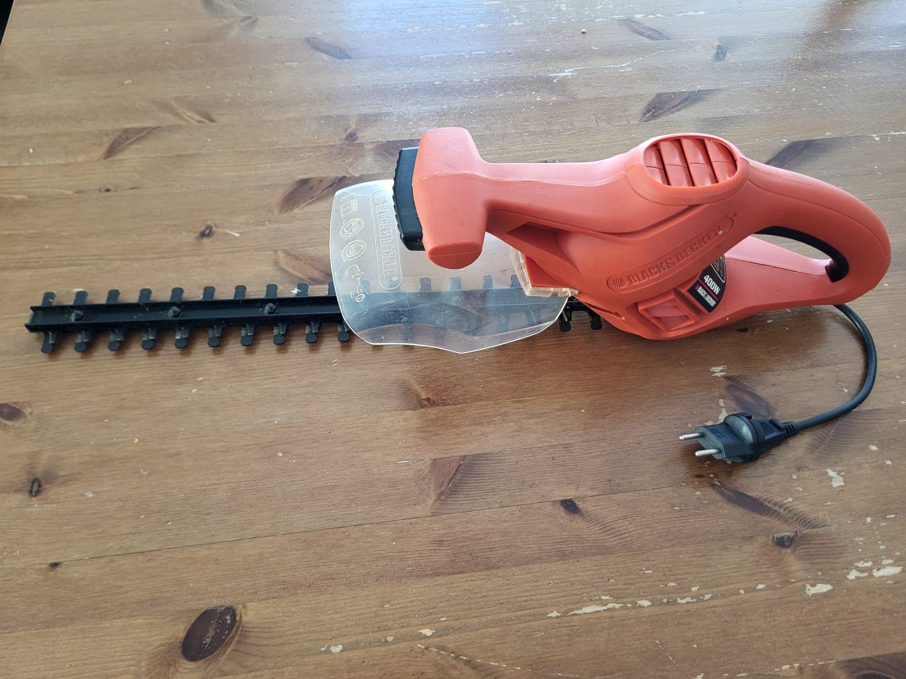Alle Werkzeuge: Heckenschere Black & Decker – Gebraucht aus Zuzgen von Lemmy77 1