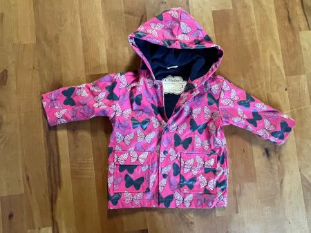 Leicht gefütterte Regenjacke ca. Grösse 98