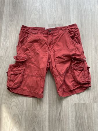 Coole Cargo-Shorts für den Sommer, Grösse 44, Top Zustand