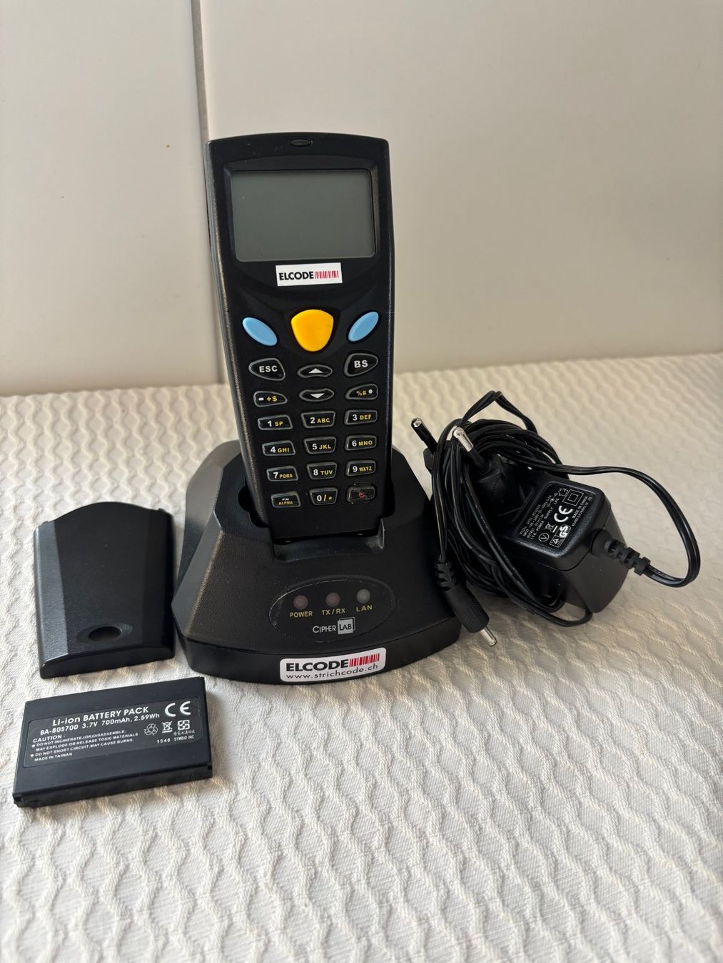 Scanner: Mobiler Barcodescanner Elcode 8001 Terminal - C – Usato da Einigen venduto da Medicom-Pharma