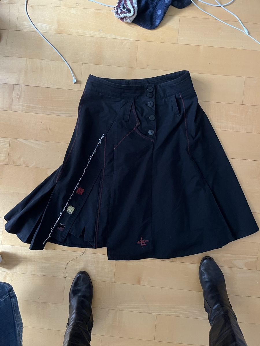 Gonne: Original midi skirt – Usato da St-Sulpice VD venduto da ema_8fvg