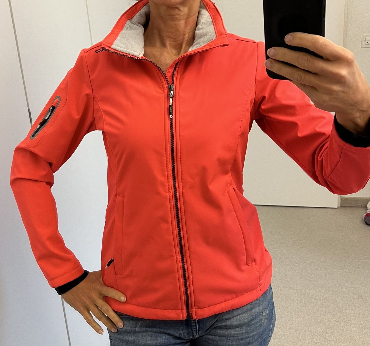 CMP Giacche: Softshell Jacke CMP Gr. S mit abnehmbarer Kapuze – Usato da Affoltern am Albis venduto da Blackrhythm