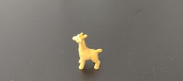 Kleine Giraffe Spielfigur gelb Kunststoff ca. 3.5 cm