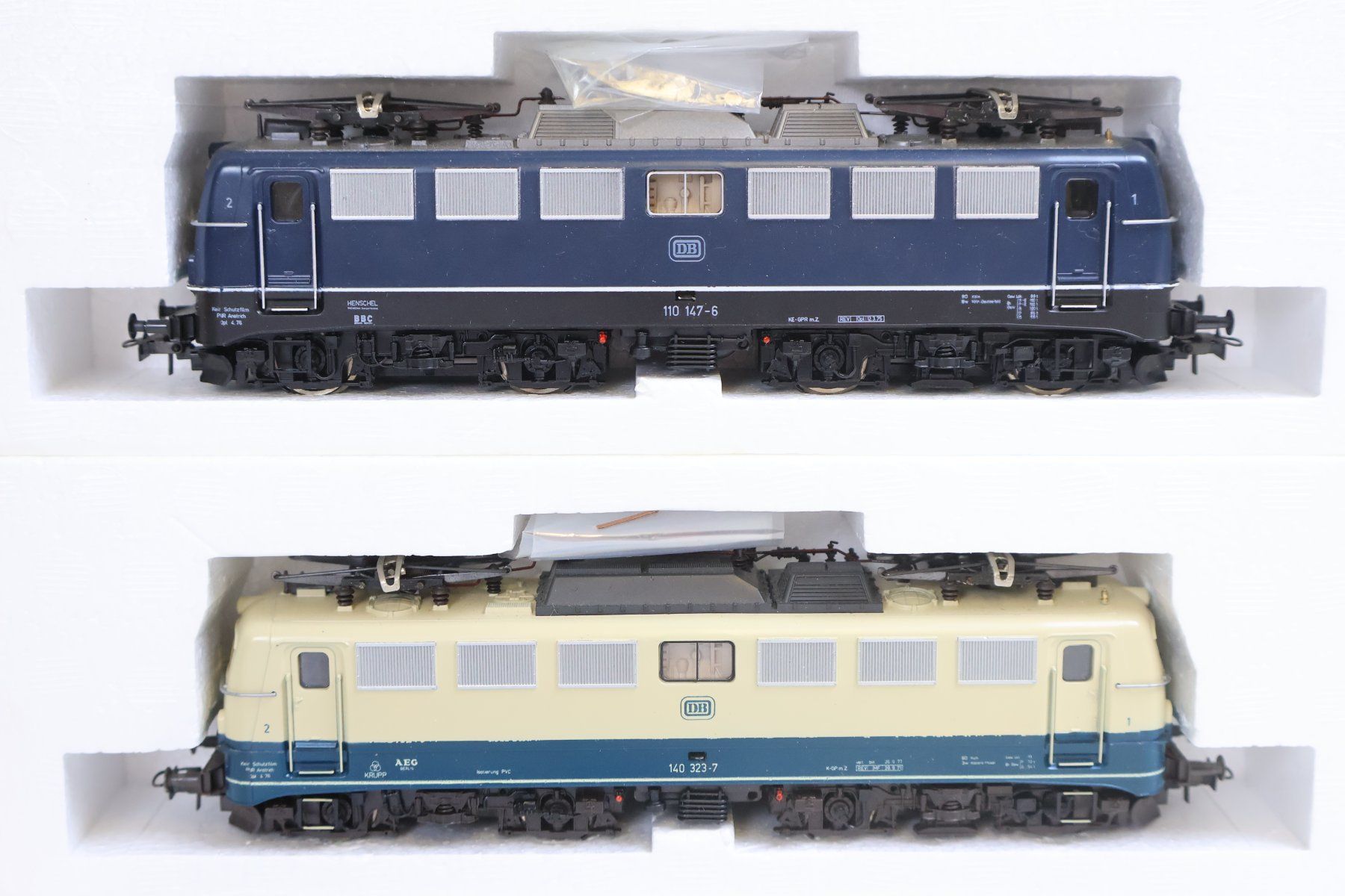 Roco Trains électriques: ROCO 2 x E-Loks - H0 DC Doppelpack 4135A / 4136B – D'occasion à Winterthur par Monstera 5