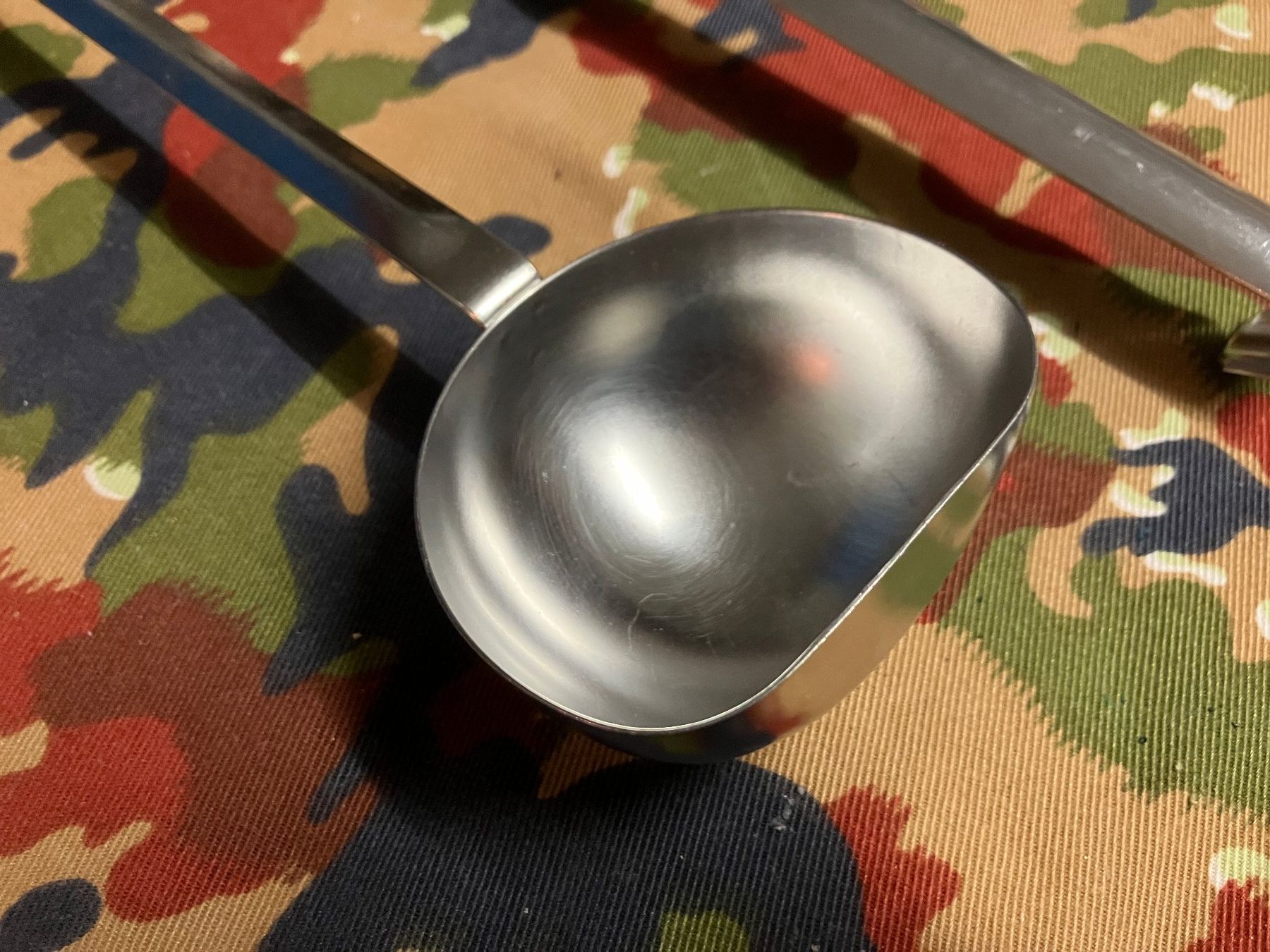 Set di piatti: Küchen Set 6 Stk, CH Armee – Usato da Riedholz venduto da mastercom 7