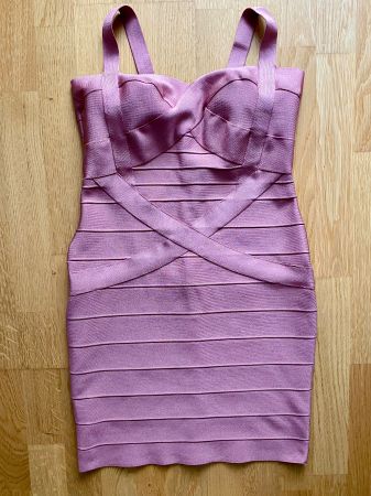 Bandagenkleid