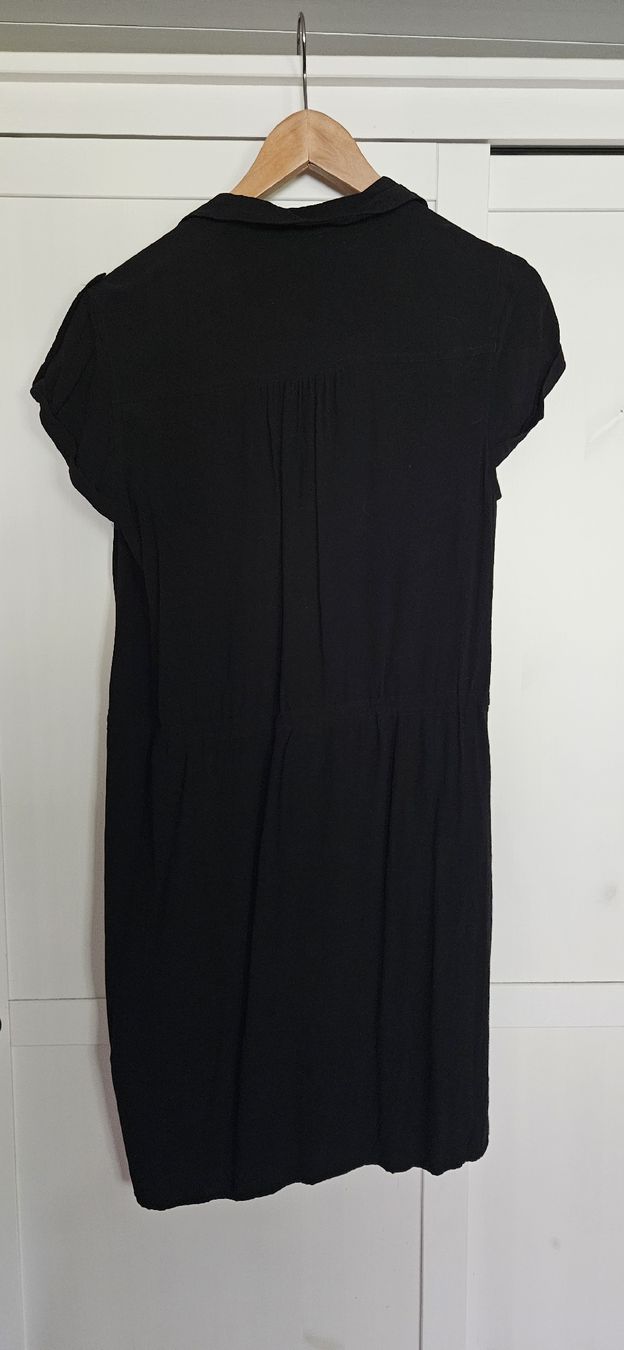 Comma Vestiti: schwarzes Sommerkleid mit Bändel – Usato da Hüttlingen venduto da Thurgi85 3